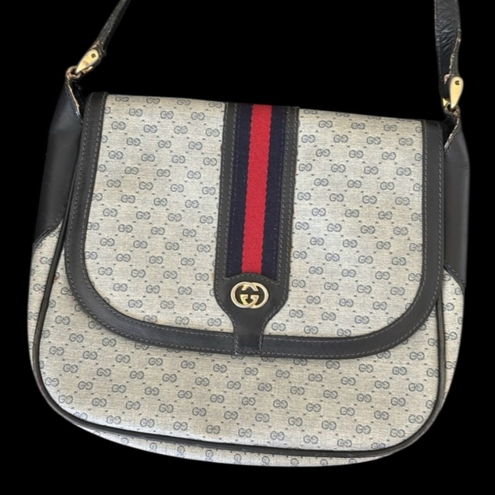 Gucci Sherry Micro GG Crossbody Purse